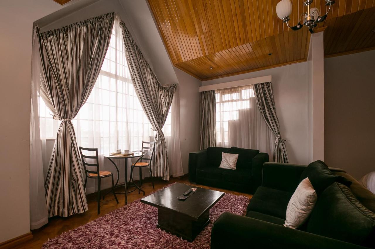Meltonia Luxury Suites Nairobi Buitenkant foto